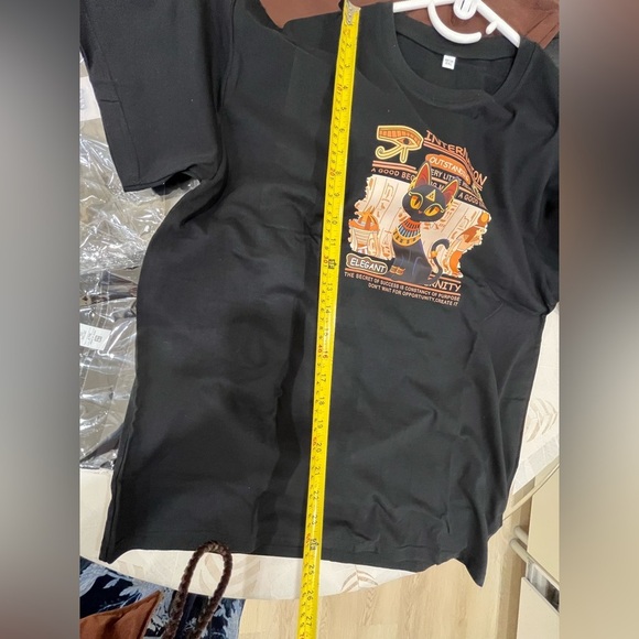 Brand new Black Graphic T-Shirt unisex - Picture 3 of 6